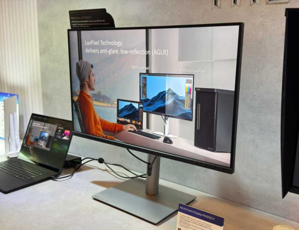 Asus ProArt PA32QCV ces 2025