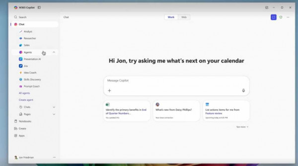 Microsoft 365 Copilot application, with a drop-down menu for agents.