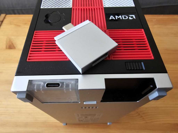 Framework Desktop IO expansion cards