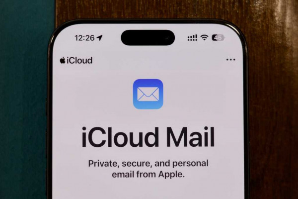 iCloud Mail