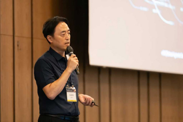 AI &amp; Data Summit 2025 INZENT