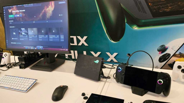 Asus ROG Xbox Ally X and RG mobile dock