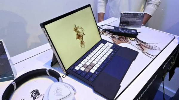 Asus ROG Flow Z13 Hideo Kojima edition