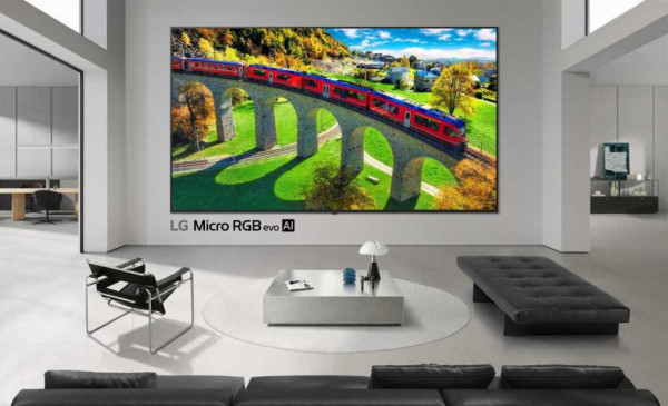 LG Micro RGB evo mini-LED TV