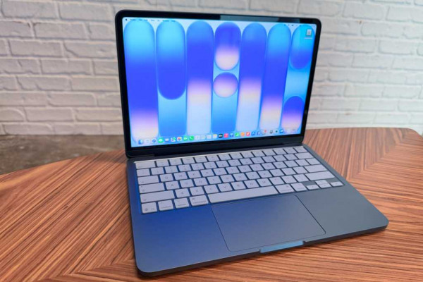 MacBook Neo 2026
