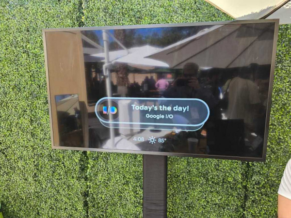 Google prototype XR glasses HUD